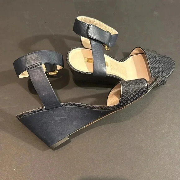 Louise et Cie Navy Blue Strappy Wedge Heel Sandals size 9 - Picture 5 of 11